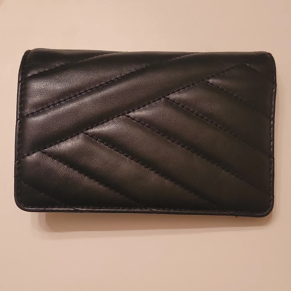 Tory Burch KIRA Chevron Quilted Lamb Leather Bi-Fold Wallet 🩷 - Picture 5 of 12